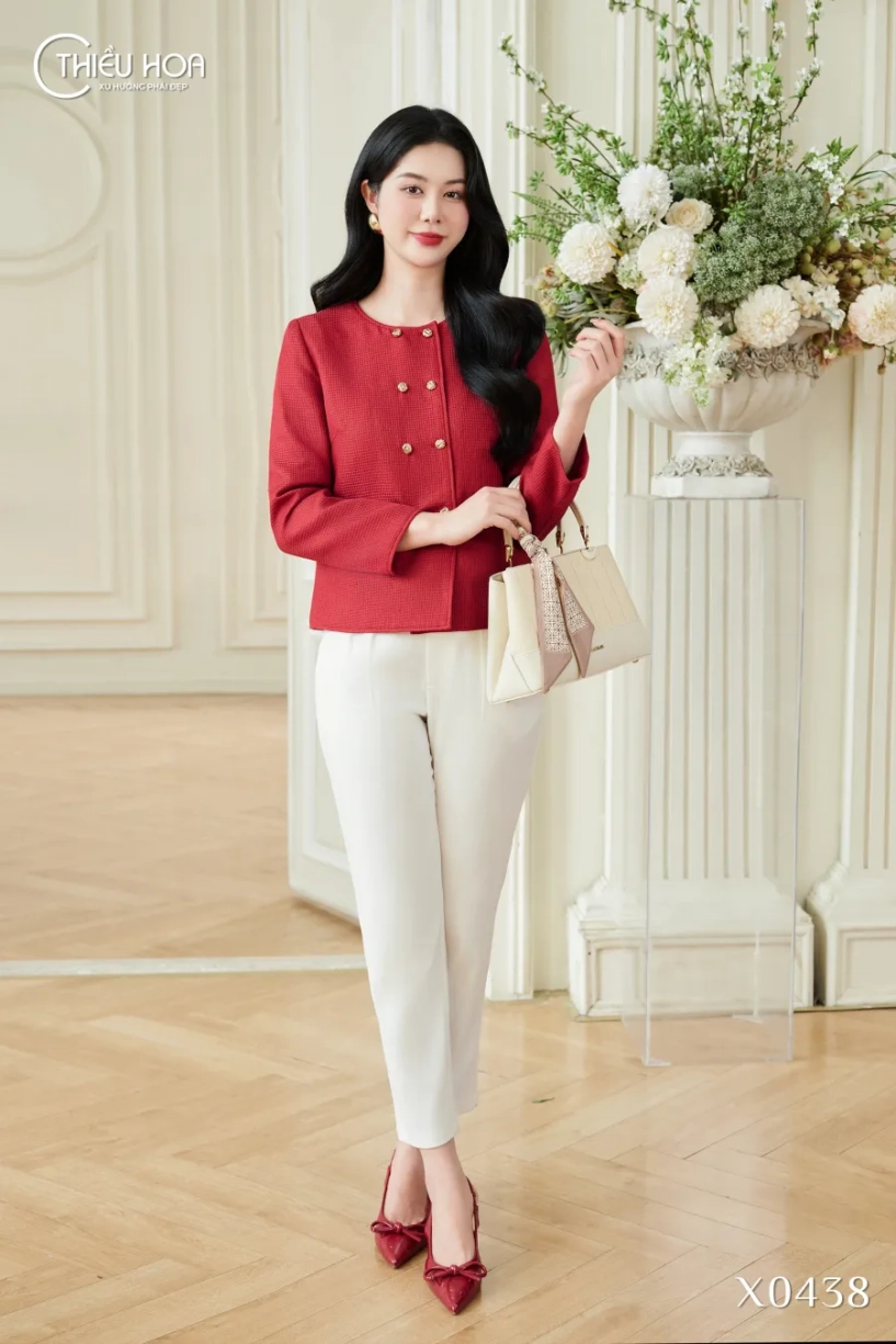 Đầu năm mặc gì để thu hút tài lộc bí quyết từ thiều hoa cho chị em u50 - 5