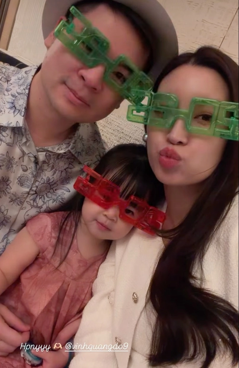 Đỗ mỹ linh chăm mặc giấu bụng giữa tin đồn mang bầu lần hai - 1