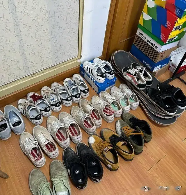 Dọn 50 đôi giày mùa đông tôi nhận ra có 7 kiểu này sẽ không bao giờ mua nữa vừa dìm dáng lại đau chân - 6