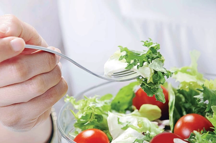 Đừng đợi đến tuổi 30 4 thói quen chống lão hóa da sớm bạn cần biết - 2