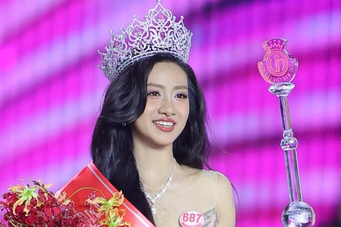 Hoa hậu việt vướng nghi vấn khai gian chiều cao bất ngờ bán vương miện 3 tỷ giữa lúc đương nhiệm là ai - 2