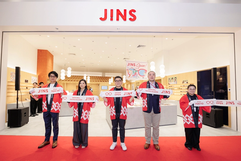 Jins mở thêm hai cửa hàng mới tại aeon mall - 1