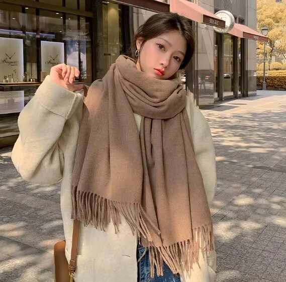 Không cần sắm nhiều đồ đông chỉ với 10 món này cũng giúp chị em xây tủ quần áo thanh lịch đi làm ai cũng khen - 10