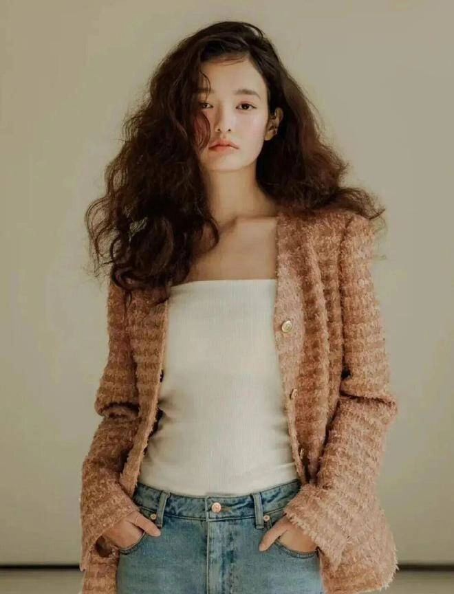 Không muốn trông già đi 10 tuổi khi làm tóc xoăn trong năm mới chị em ghi nhớ 6 điểm đảm bảo trẻ gấp bội - 17