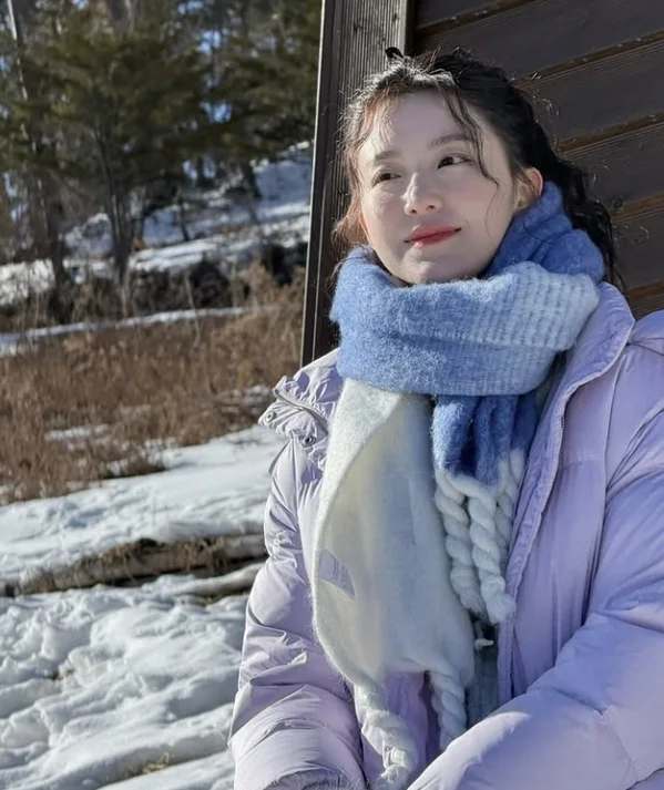 Mặc gì ngày đầu tiên của năm 2026 để cả năm may mắn chị em cứ diện theo công thức sau sẽ đầu xuôi đuôi lọt - 12