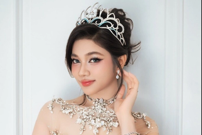 Mỹ nhân lấy mất vương miện của đỗ mỹ linh đi thi quốc tế lại mắc bệnh lấy tổng tài đẹp trai như mẫu giờ ra sao - 4