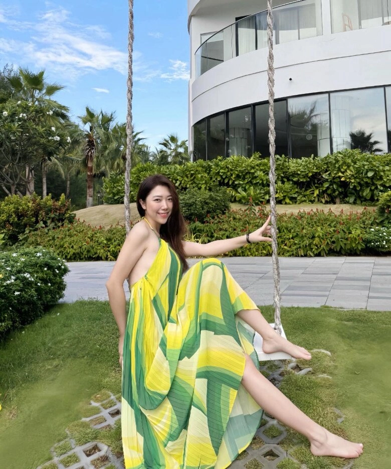 Nhan sắc 2 em gái trấn thành người giàu nhất nhà sống giản dị em út ngày càng hàn hóa giống chị dâu - 10