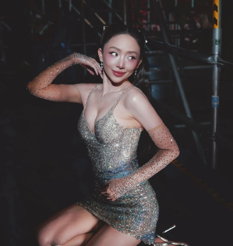 Phong cách sexy khoe hình thể của tóc tiên - 2