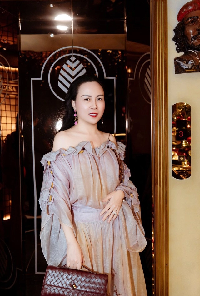 Sau 5 năm chia tay quách ngọc ngoan phượng chanel ở tuổi trung niên vẫn hack tuổi và sang chảnh - 4