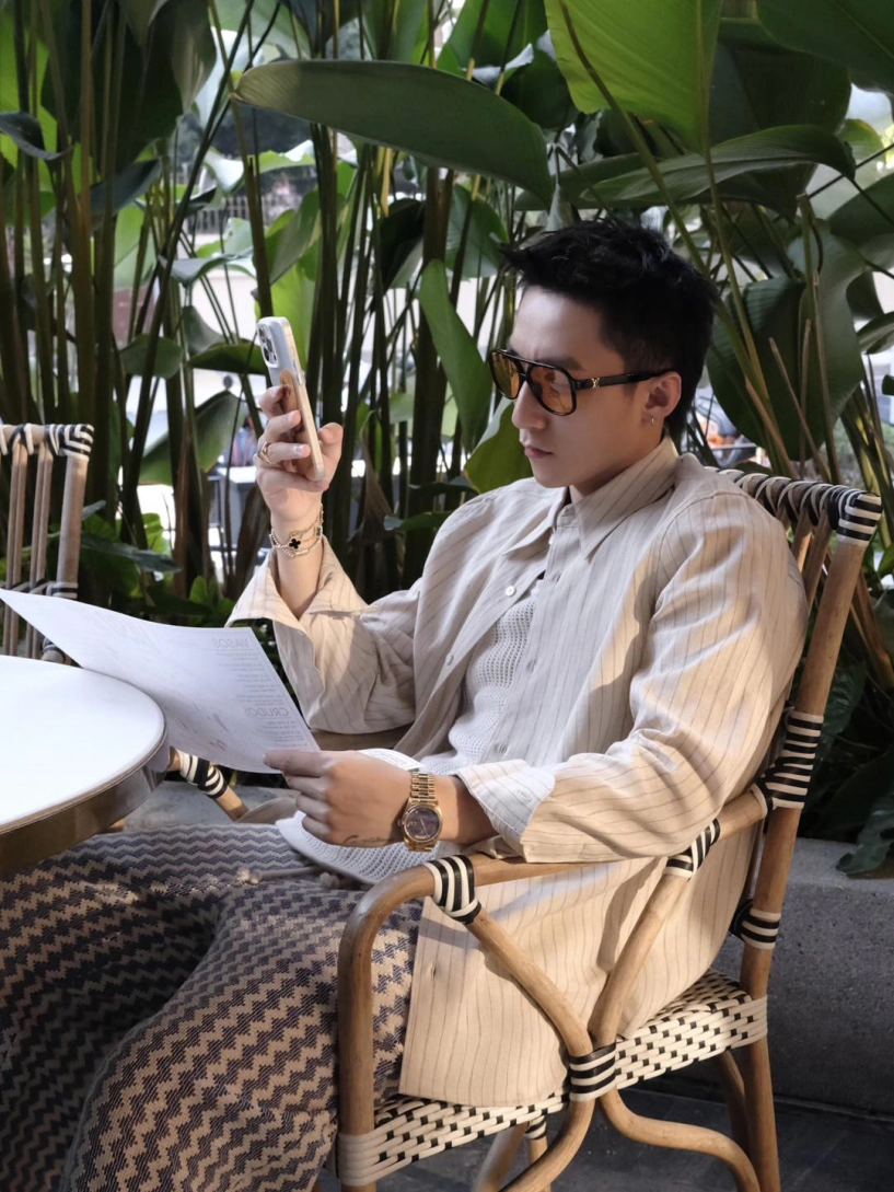 Sơn tùng m-tp chăm đeo đồng hồ 13 tỷ đồng - 4