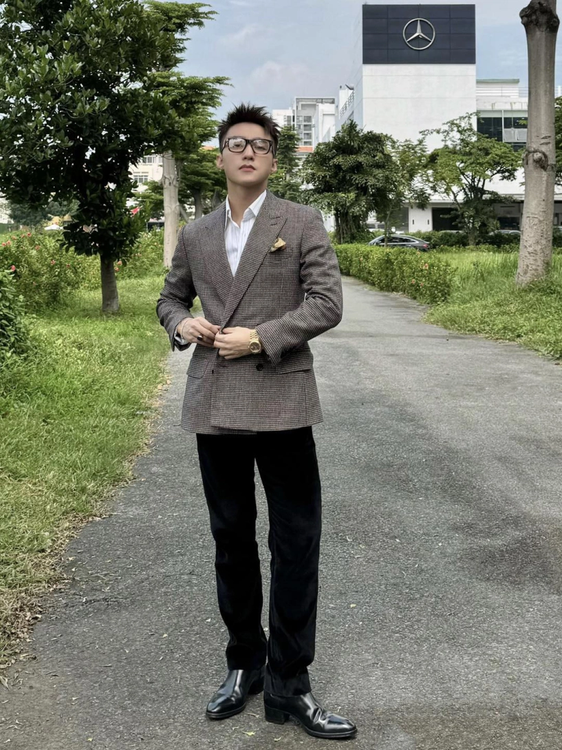 Sơn tùng m-tp chăm đeo đồng hồ 13 tỷ đồng - 8