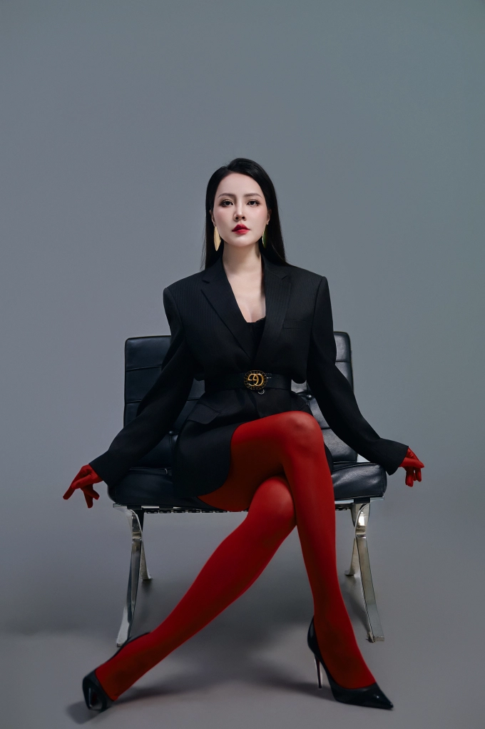 Thụy vân lột xác phong cách sau sinh hai con - 1