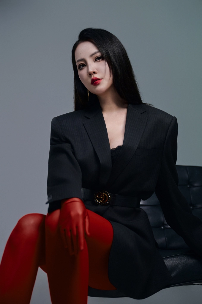 Thụy vân lột xác phong cách sau sinh hai con - 6