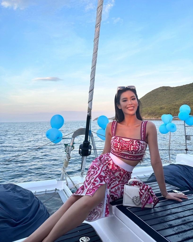 Tiên nguyễn lăng xê một style suốt nhiều năm - 3