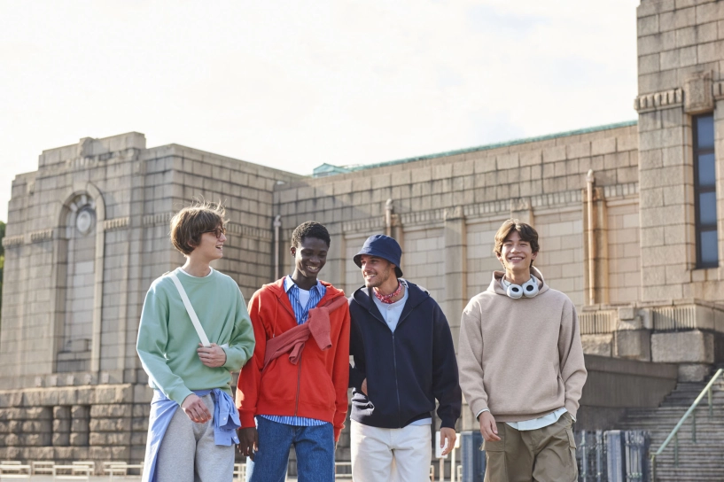 Uniqlo xuânhè 2026 màu sắc và phom dáng mới của sự tối giản - 3