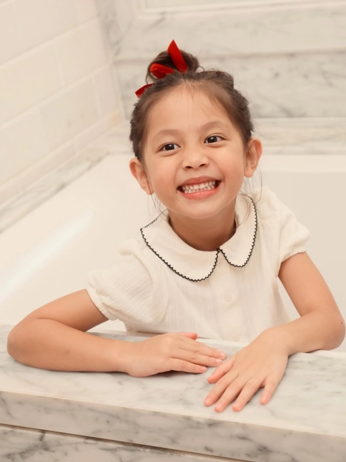 Vẻ đáng yêu tuổi lên 6 của lisa - leon nhà hồ ngọc hà - 8