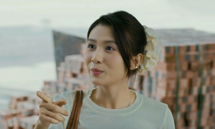 Vẻ ngọt ngào của diễn viên sinh năm 2001 đóng cùng lúc 2 phim giờ vàng vtv - 2