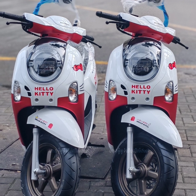 Bất ngờ với sự xuất hiện của honda scoopy 2025 phiên bản hello kitty - 1