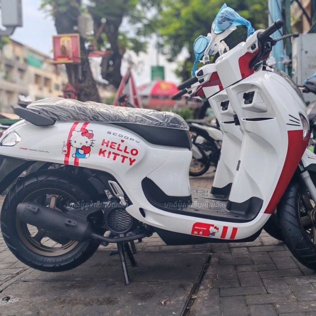 Bất ngờ với sự xuất hiện của honda scoopy 2025 phiên bản hello kitty - 5