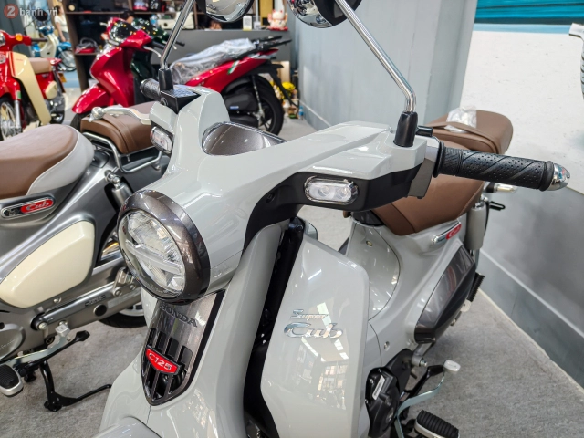 Cận cảnh 3 phiên bản màu mới của honda super cub c125 2026 bản nhập thái vừa về việt nam - 4
