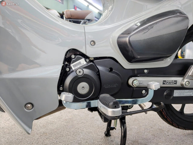 Cận cảnh 3 phiên bản màu mới của honda super cub c125 2026 bản nhập thái vừa về việt nam - 31