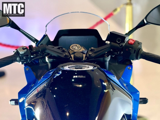Cận cảnh suzuki gsx-8r 2025 ra mắt tại thái mẫu sportbike vừa đủ cho cả phố lẫn track - 3