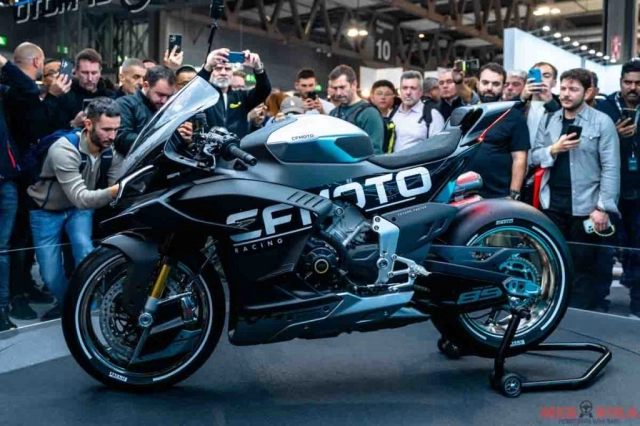 Cfmoto v4 sr-rr - khi người mới nổi khiến ceo ducati phải dừng chân nghiên cứu - 3