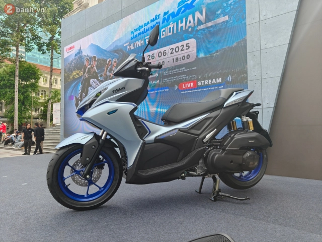 Chênh nhau 10 triệu đồng giữa yamaha nmax 155 tech max hay nvx 155 sp xe nào phù hợp với bạn - 3