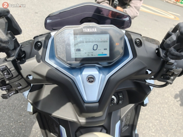 Chênh nhau 10 triệu đồng giữa yamaha nmax 155 tech max hay nvx 155 sp xe nào phù hợp với bạn - 14