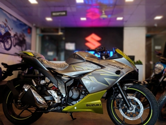 Chỉ ngang giá xe tay ga cao cấp suzuki gixxer sf 250 2026 mang cấu hình sportbike đúng nghĩa - 3