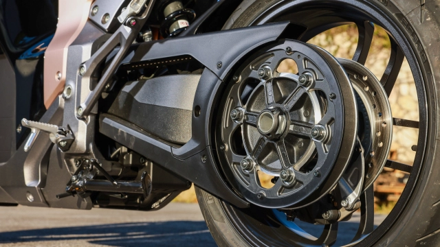 Đánh giá honda wn7 nakedbike điện đầu tiên của honda dành cho cuộc sống đô thị - 10