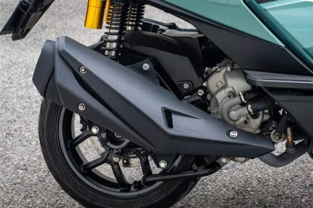 Giá chỉ ngang sh160i - xe ga 250cc có màn hình cảm ứng 7inch và kính gió chỉnh điện gây bất ngờ - 6