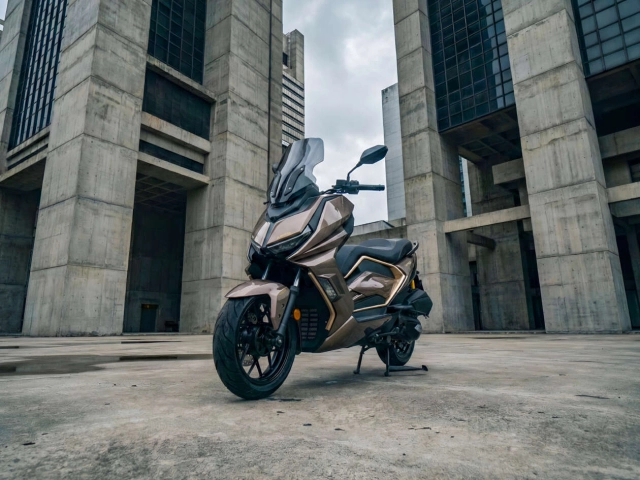 Giá chỉ ngang sh160i - xe ga 250cc có màn hình cảm ứng 7inch và kính gió chỉnh điện gây bất ngờ - 8