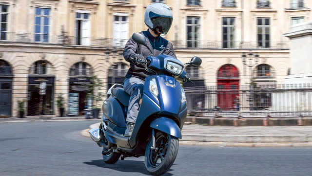 Gx nhỏ và r1000r lớn đây là cách suzuki ra mắt xe vào năm 2026 - 10