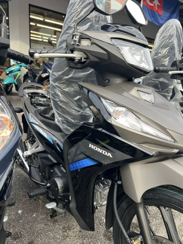 Hình ảnh thực tế của honda dash 125 2026 vừa lên kệ với 4 màu sắc mới - 6