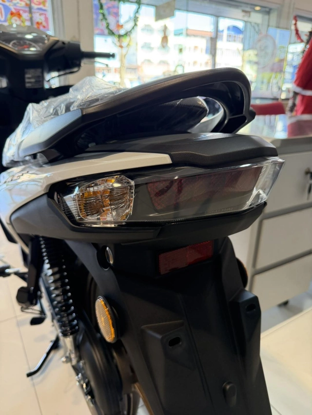 Hình ảnh thực tế của honda wave 110 2026 nhanh chóng lên kệ tại các đại lý - 6