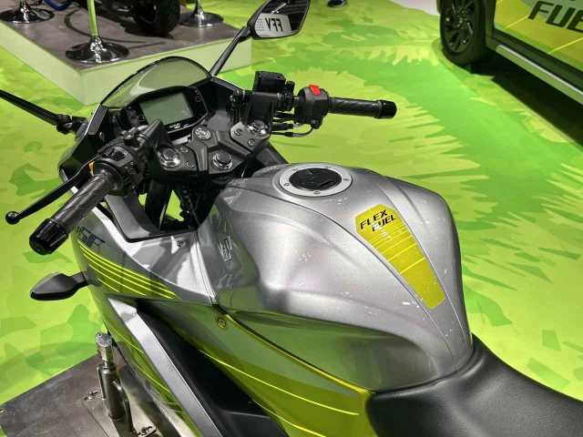 Hình ảnh thực tế của suzuki gixxer sf 250 ffv phiên bản sử dụng xăng sinh học 85 ethanol - 7