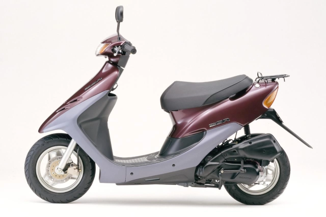 Hồi ức 2 bánh - honda dio 1994 và thời hoàng kim của xe ga 2 thì tại châu á - 4