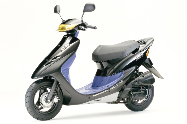 Hồi ức 2 bánh - honda dio 1994 và thời hoàng kim của xe ga 2 thì tại châu á - 11