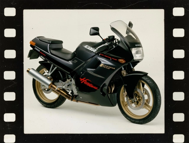 Hồi ức 2 bánh - khám phá honda cbr250r ra đời năm 1987 vượt trội hơn mọi đàn em hiện nay - 1