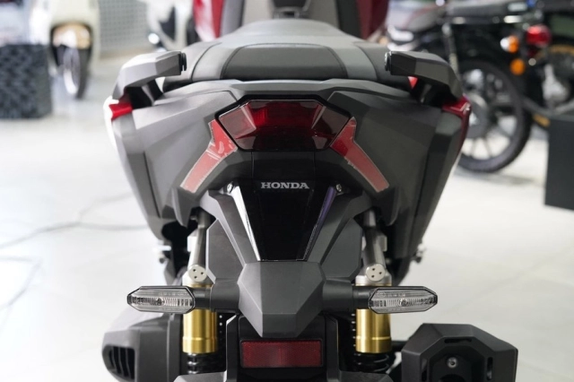 Honda adv350 2026 có gì hot thiết kế hầm hố tft 5 inch đi phố hay off-road đều ổn - 7