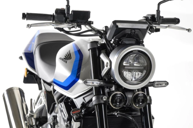 Honda cb400 super four e-clutch - huyền thoại 400cc trở lại lần này còn thông minh hơn - 1
