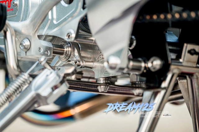 Honda dream 125 lên đồ nhẹ mà chất - khi xe số phổ thông chạm ngưỡng chơi tinh tế - 21
