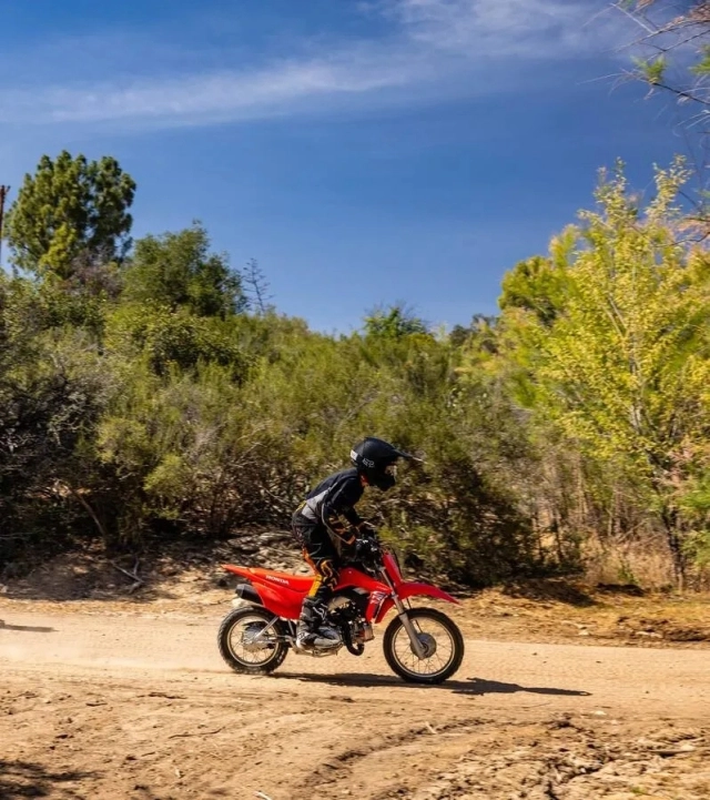Honda ra mắt bộ ba crf 2026 - cánh cửa dẫn đến thế giới off-road - 4