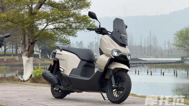 Honda ra mắt xe ga thích đi xa hooride125 có abs tcs màn hình tft cốp 35 lít nhưng giá cực mềm - 4