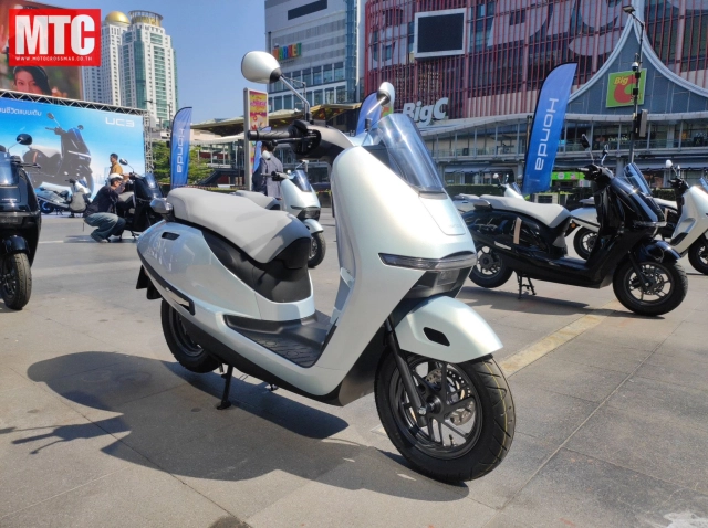 Honda thái lan ra mắt xe điện uc3 hoàn toàn mới có thể sẽ xuất hiện tại việt nam ngay ngày mai - 1