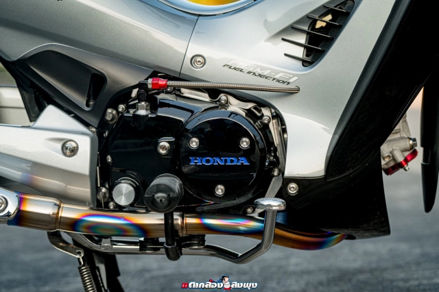 Honda wave 125i độ kín đi chợ nhưng chơi đồ hiệu bản độ gọn gàng nhìn kỹ mới thấy toàn hàng chất - 10