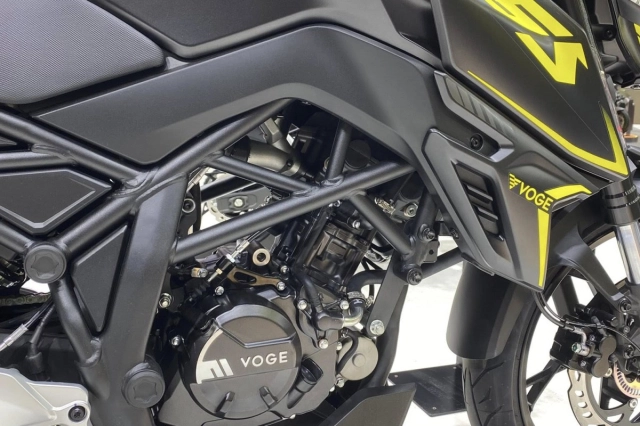 Kẻ phá giá voge r125s rẻ gần một nửa xe nhật - dáng streetfighter dữ dằn như ktm duke - 5