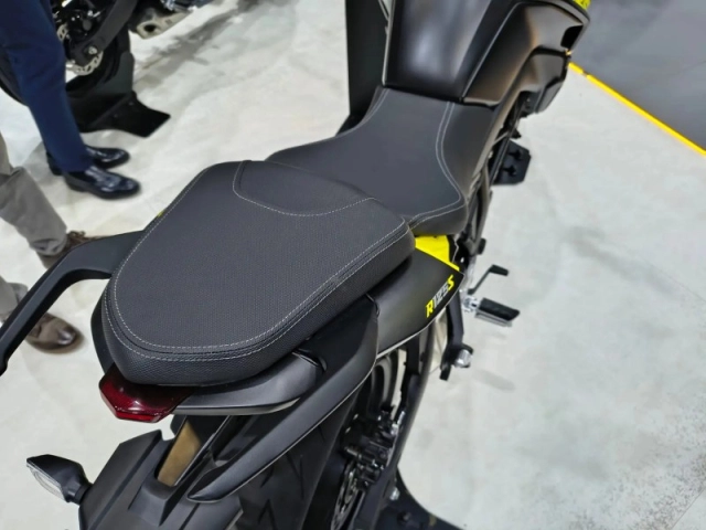 Kẻ phá giá voge r125s rẻ gần một nửa xe nhật - dáng streetfighter dữ dằn như ktm duke - 6