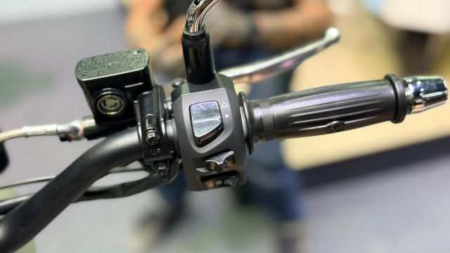 Khám phá mẫu xe ga cổ điển chạy đường đất vừa ra mắt với giá bán ngang ngửa honda sh160i - 17
